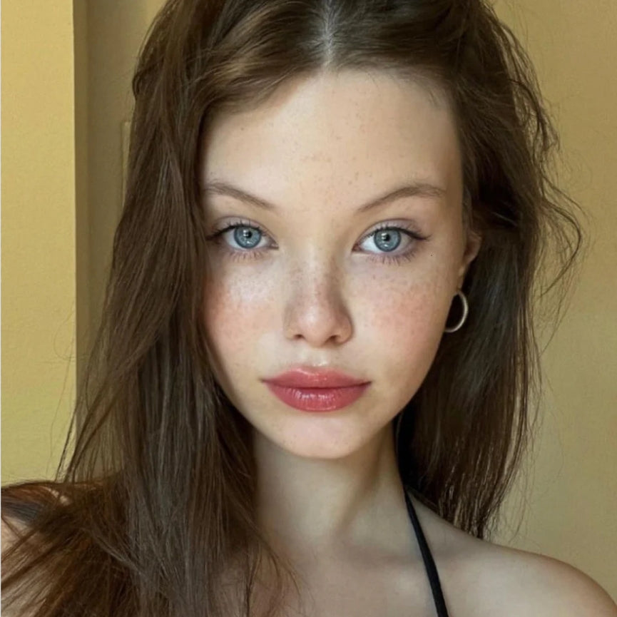 Discover the Beauty of Natural Looking Colored Contact Lenses at EYESFAV