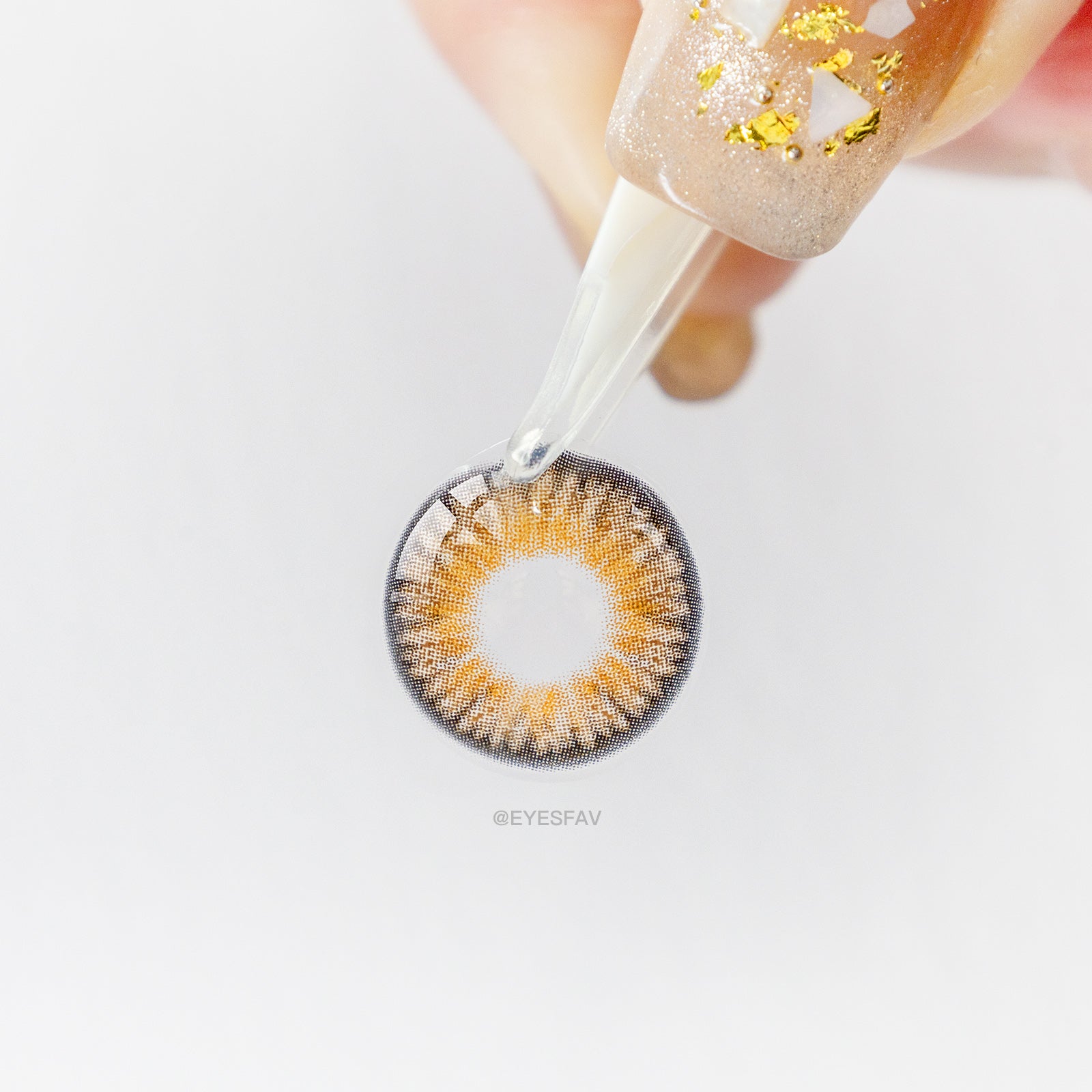 Colored Contact Lenses for Nearsightedness and Astigmatism