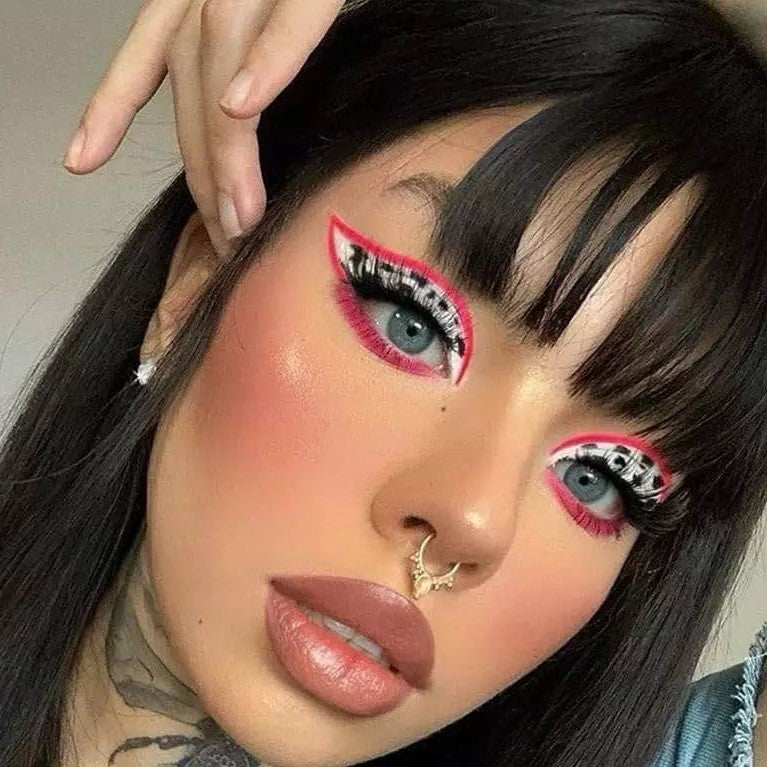 Beautiful Woman Wearing 【Prescription】Moonbeam Blue Colored Contact Lenses