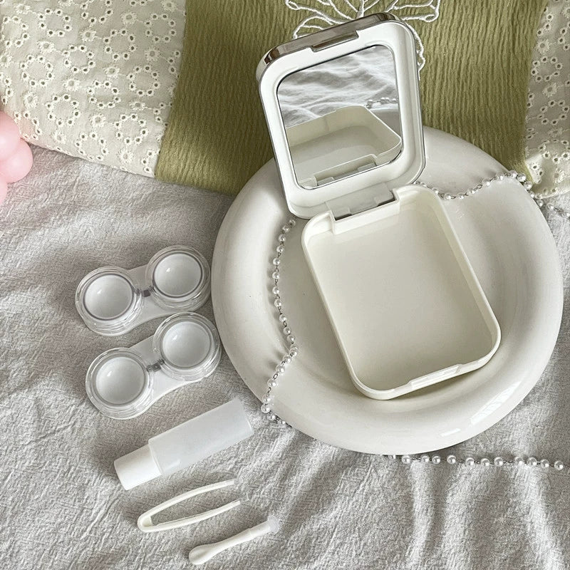 EYESFAV Silver Wings Contact Lens Case