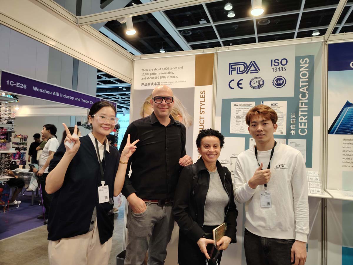 eyesfav-at-the-hong-kong-international-optical-fair-china