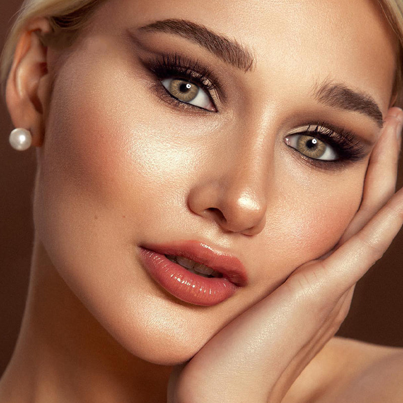 A Beautiful Woman Wearing Sibir Brown Colored Contact Lenses