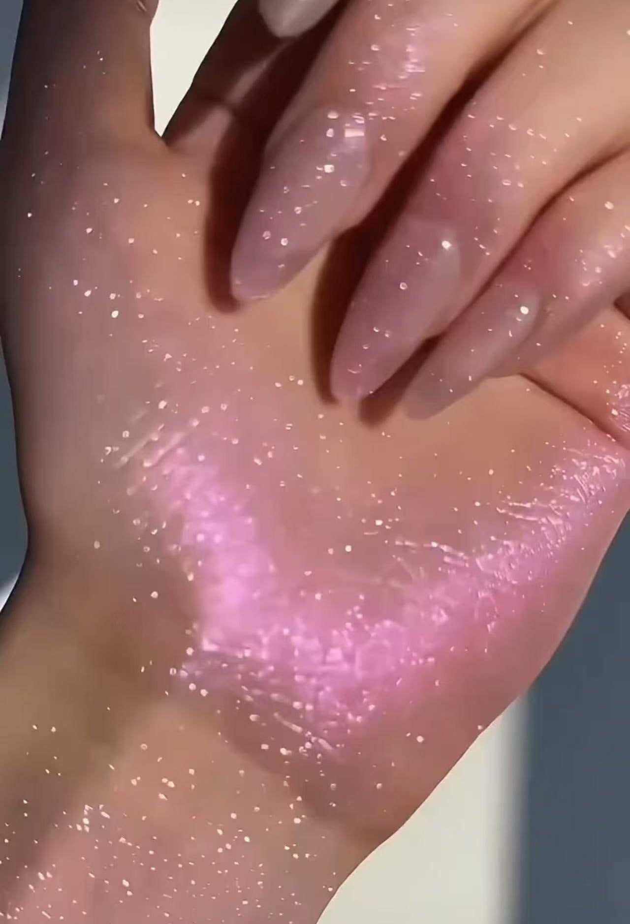 Long-Lasting Glitter Highlighter Stick