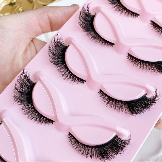 Butterfly-Inspired Long False Eyelashes