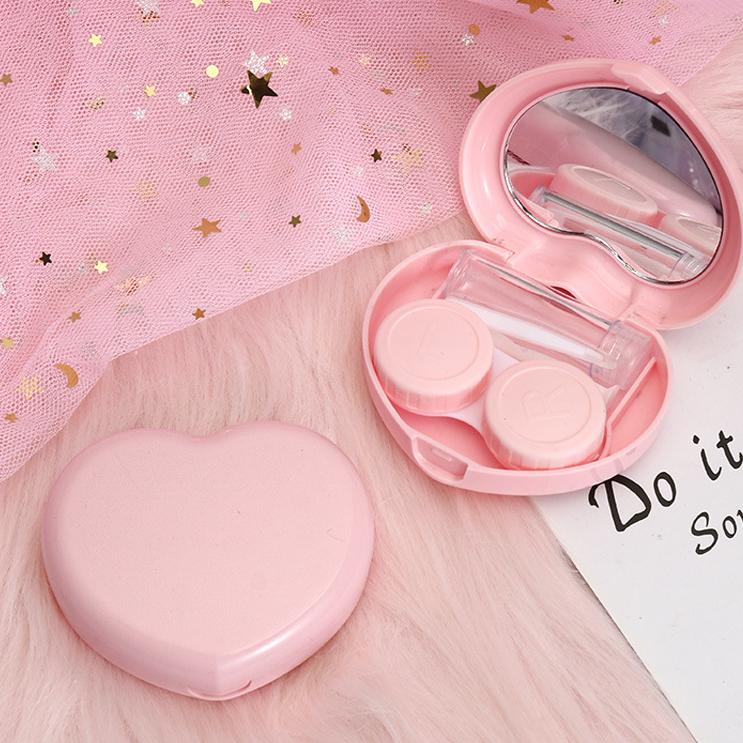 Heart Shaped Light Pink Contact Lens Case